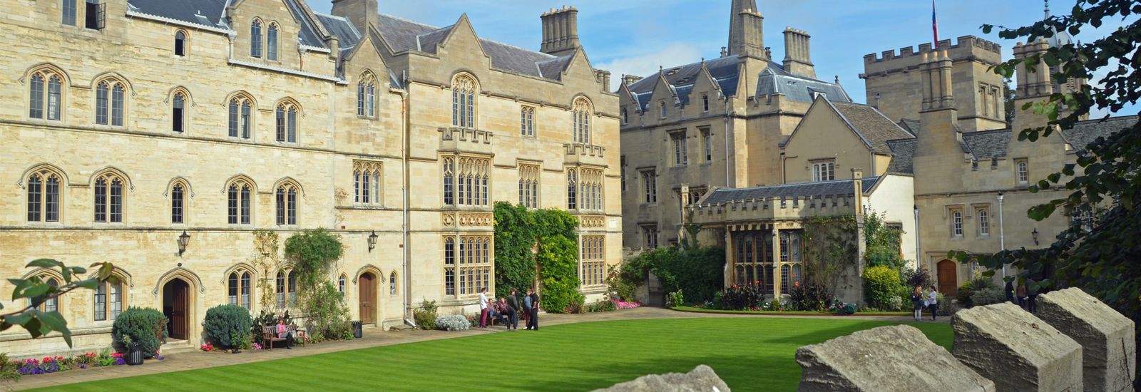 Oxford University, Pembroke College, and a Student Cell