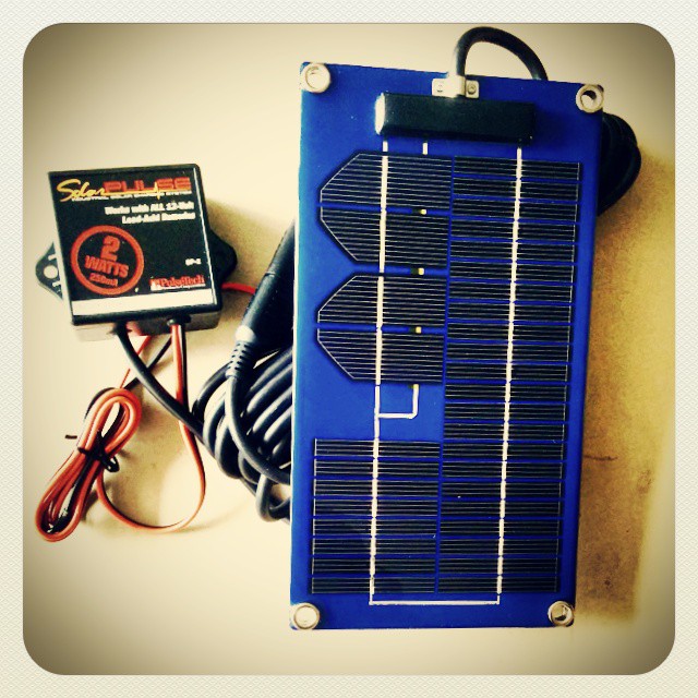 Pulsetech SP-2 SolarPulse 2WT Maintainer, Black/Blue