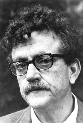 Kurt Vonnegut, Jr., portrait, 1972, black and white (B&W) photo