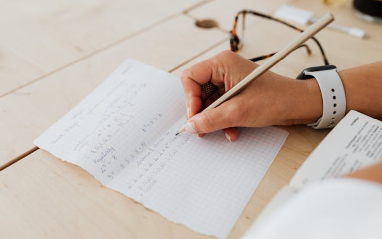 Many people view memory issues as a normal part of getting older. After all, becoming more forgetful in their senior years is something that many people experience.